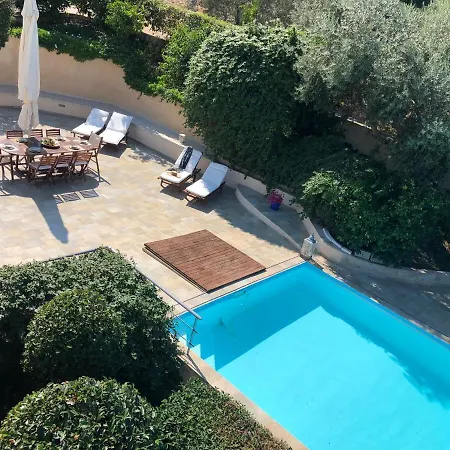 Artemis Villa