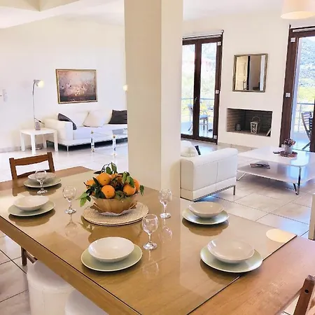 Villa Artemis *